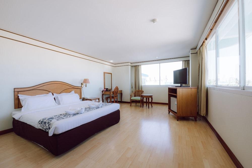 Hotel Morakot Twin Chumphon Esterno foto