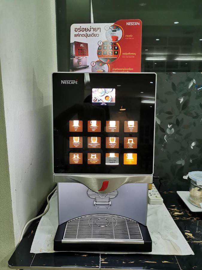 Hotel Morakot Twin Chumphon Esterno foto