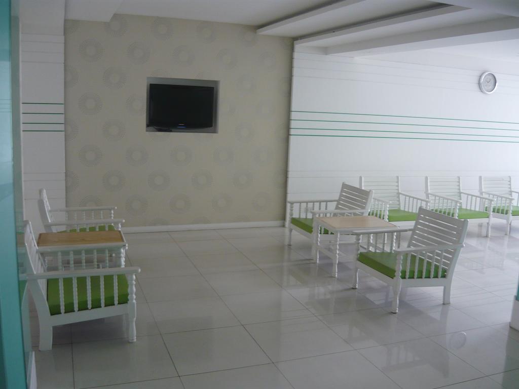 Hotel Morakot Twin Chumphon Esterno foto
