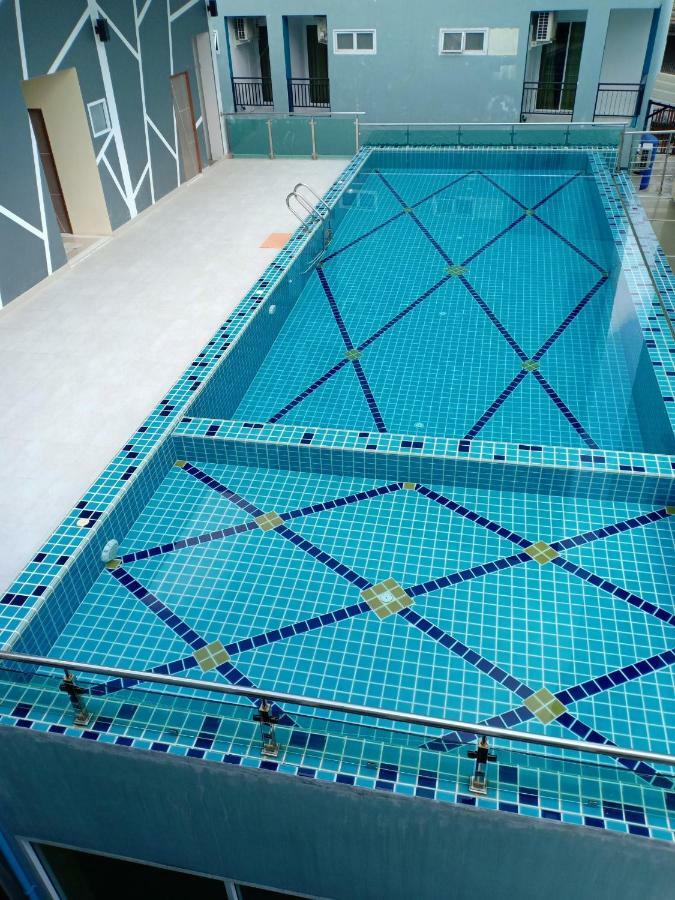Hotel Morakot Twin Chumphon Esterno foto