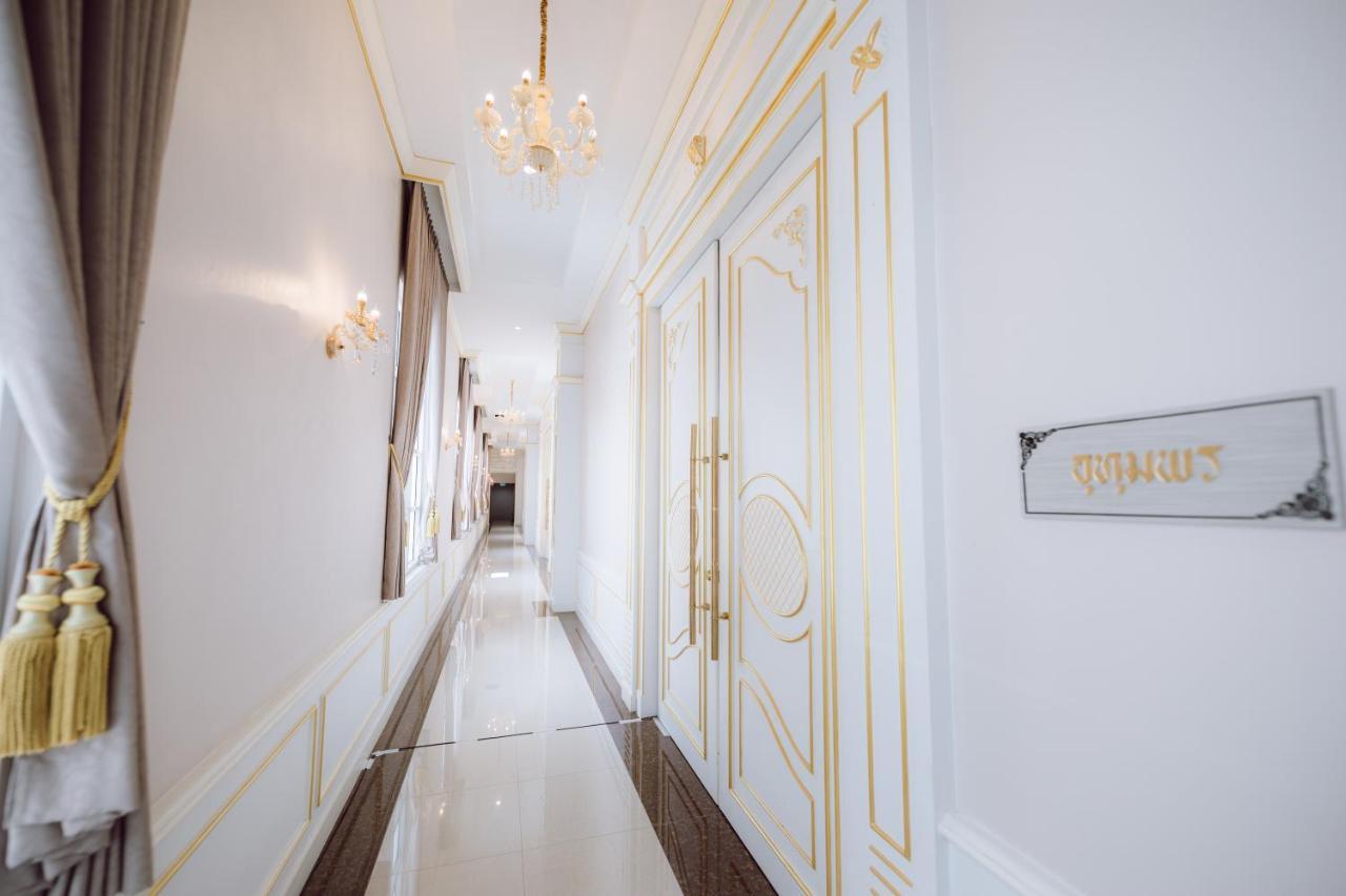 Hotel Morakot Twin Chumphon Esterno foto